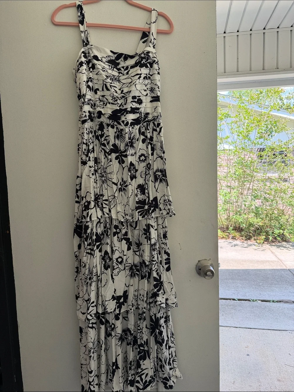 Abercrombie & Fitch Black and White Floral Tiered Sundress